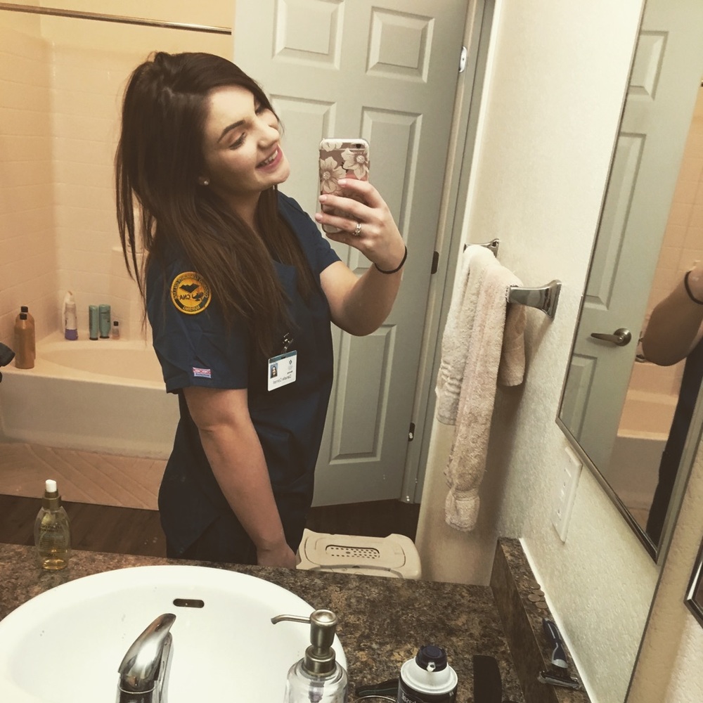 Meet your Posher, Danielle
